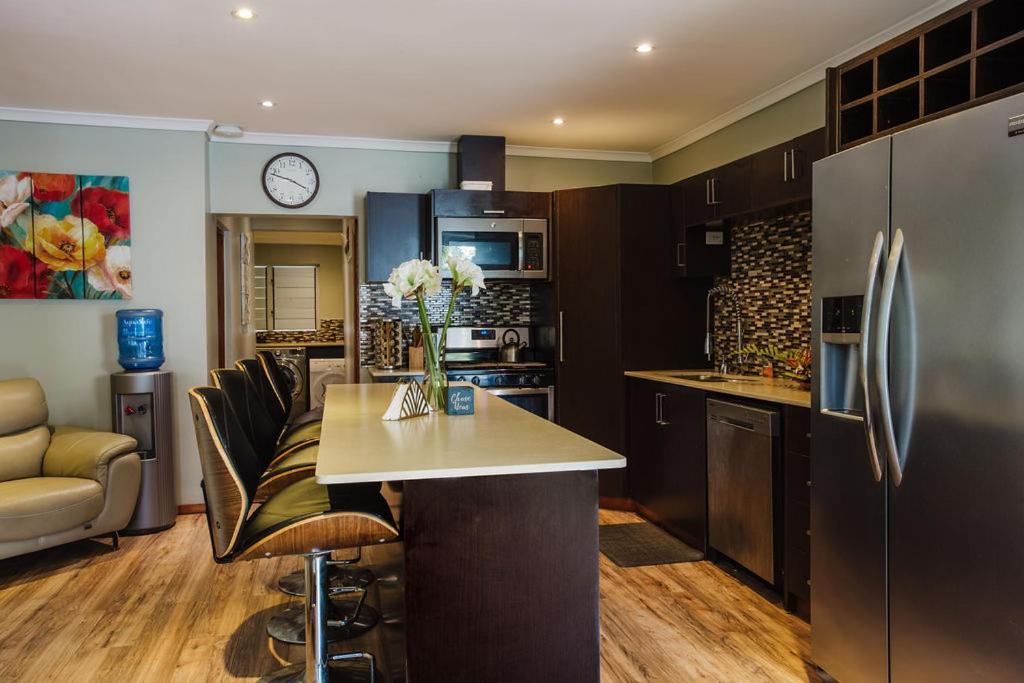 Platinum Cawa Apartments Нанди Экстерьер фото